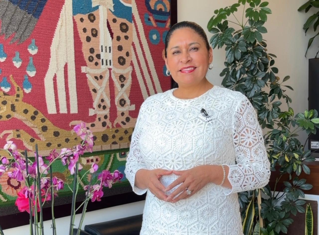 Llama Ana Lilia Rivera a no dejarse engañar ante campaña con Inteligencia Artificial en su contra